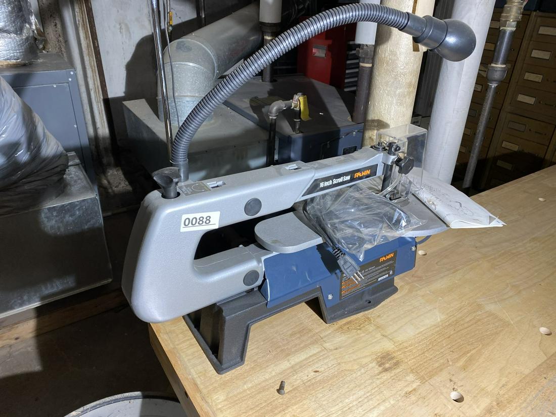 Allwin 16" Scroll Saw Like New: Looks unused. Shipping not available, you must pick up during the pick up times.