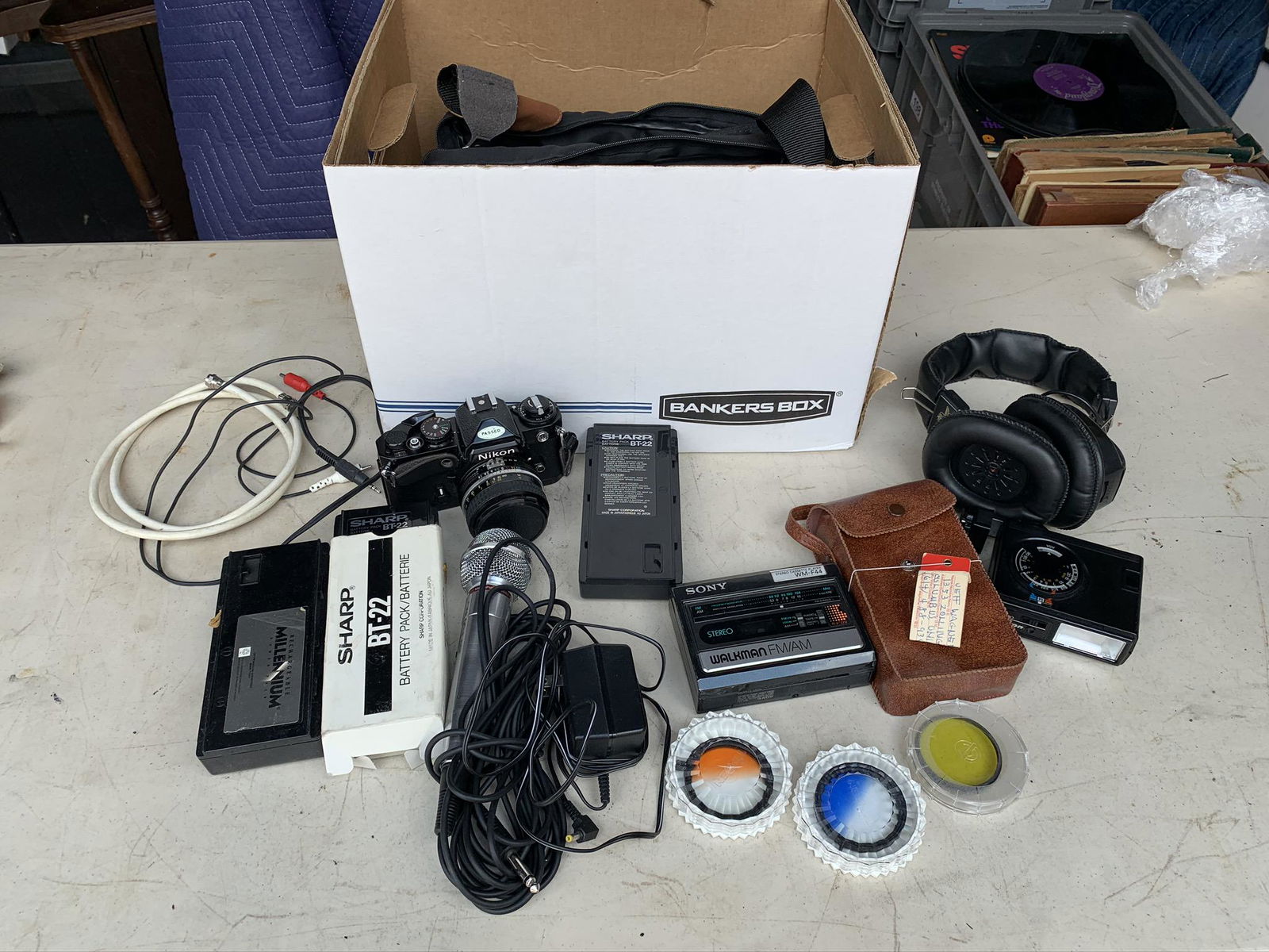 Nikon Camera, Microphone, Original Walkman and more: Nikon camera FE 3539978, FLASH, LENSES, FILTERS SONY WALKMAN. Free pickup or we'll drop off at shipper for $3 delivery Fee.