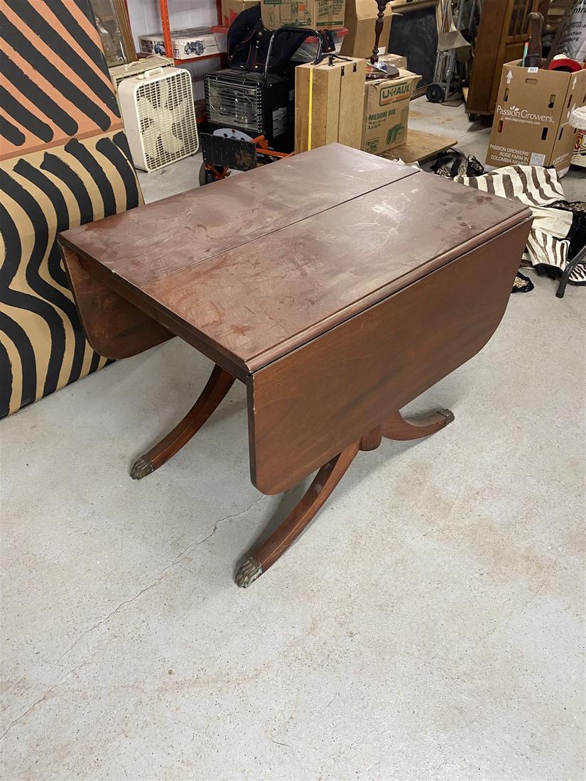 Vintage Duncan Phyfe style stop leaf table: Shipping not available. You must pickup during the pickup window or forfeit your purchase.