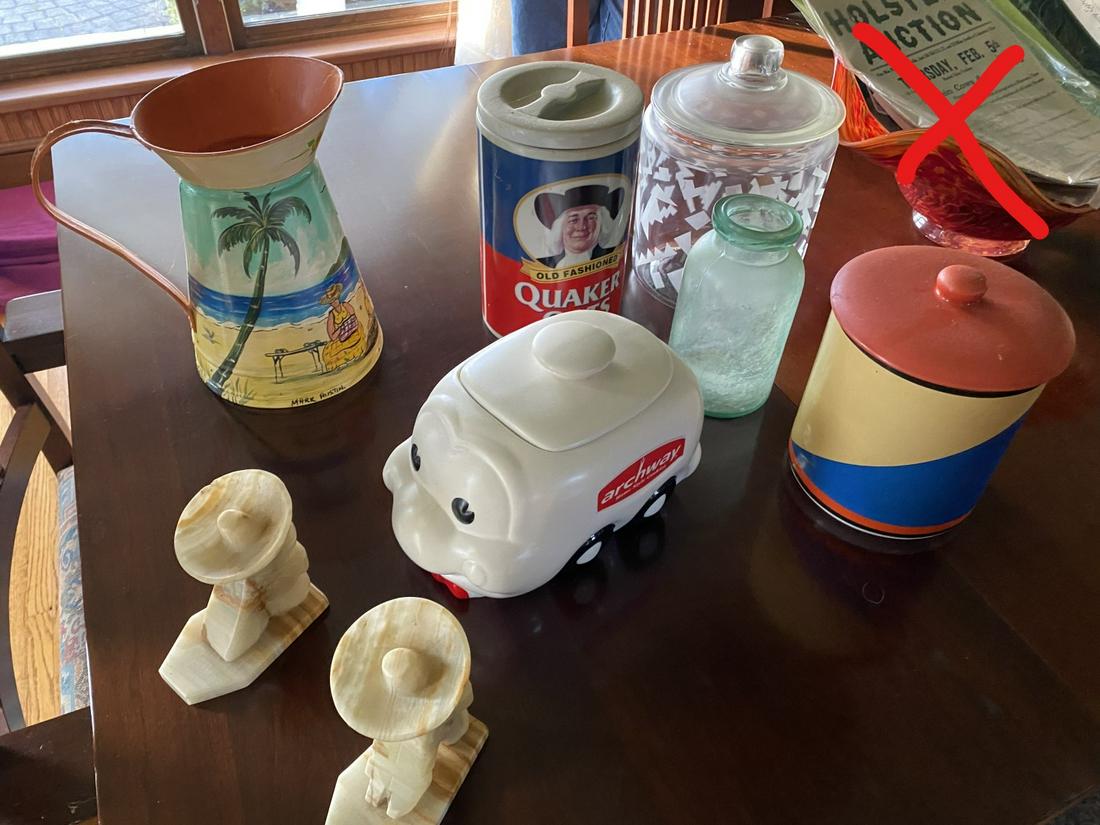 Cookie Jars, glass container, bookends lot: Shipping not available. You (or your representative) must pickup during the pickup windows of Wednesday Dec. 16 from 11 am to 4 pm or Saturday Dec. 19 from 10 am to 4 pm. If you do not pick up you wil