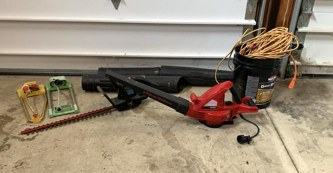 Troy-Bilt Leaf Blower, Craftsman Bushwacker,: Shipping not available. You (or your representative) must pickup during the pickup windows of Wednesday Dec. 16 from 11 am to 4 pm or Saturday Dec. 19 from 10 am to 4 pm. If you do not pick up you wil