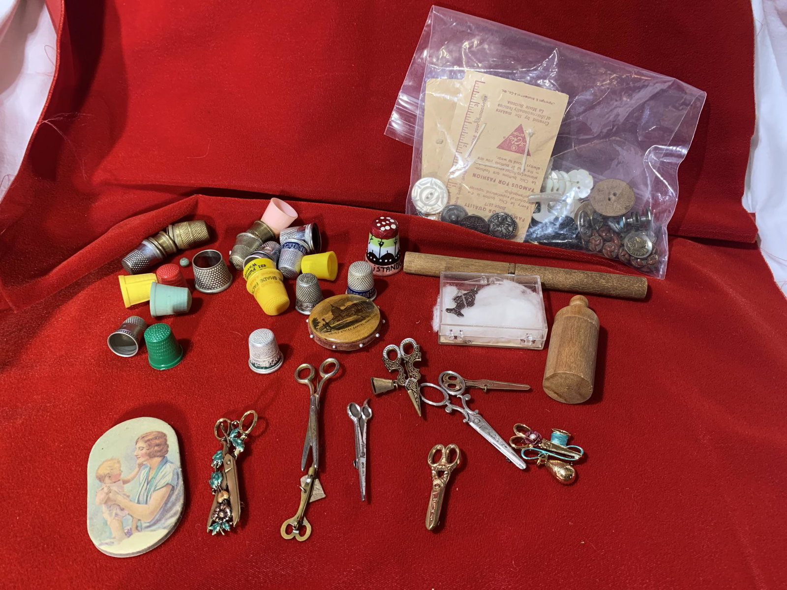 Costume Scissor Pins, Advertising Thimbles, Vintage: Free pickup or we will drop at the shipper for a $3 fee.