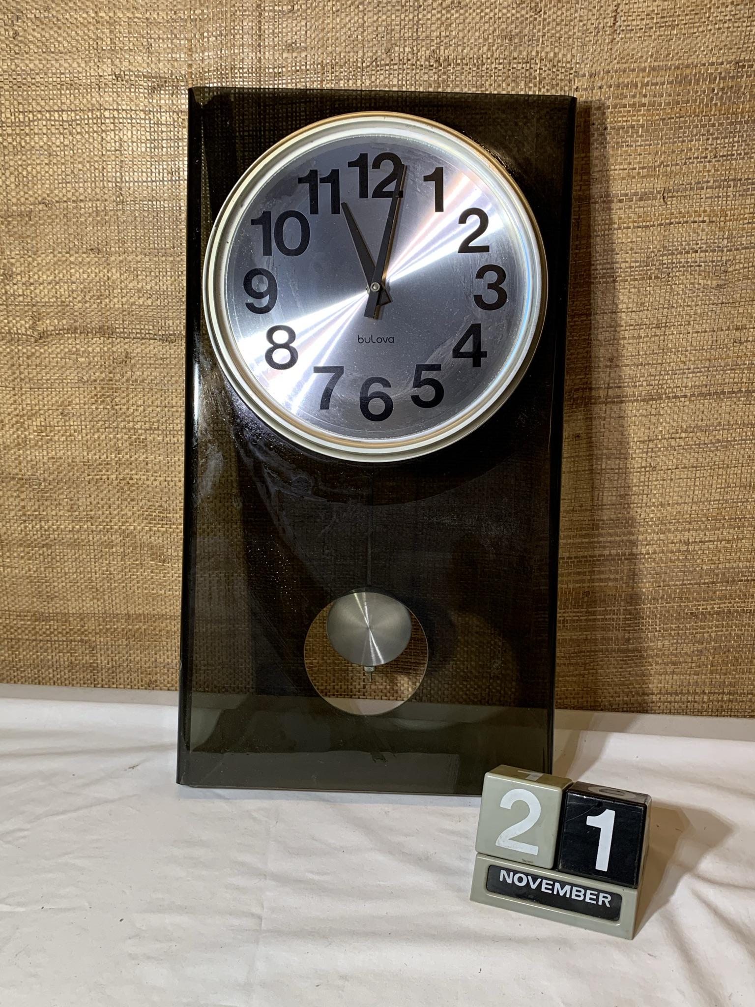 MCM Bulova Clock and Desk Calendar.: MCM Bulova Clock and Desk Calendar. Free pickup or we will drop at the shipper for a $3 fee.