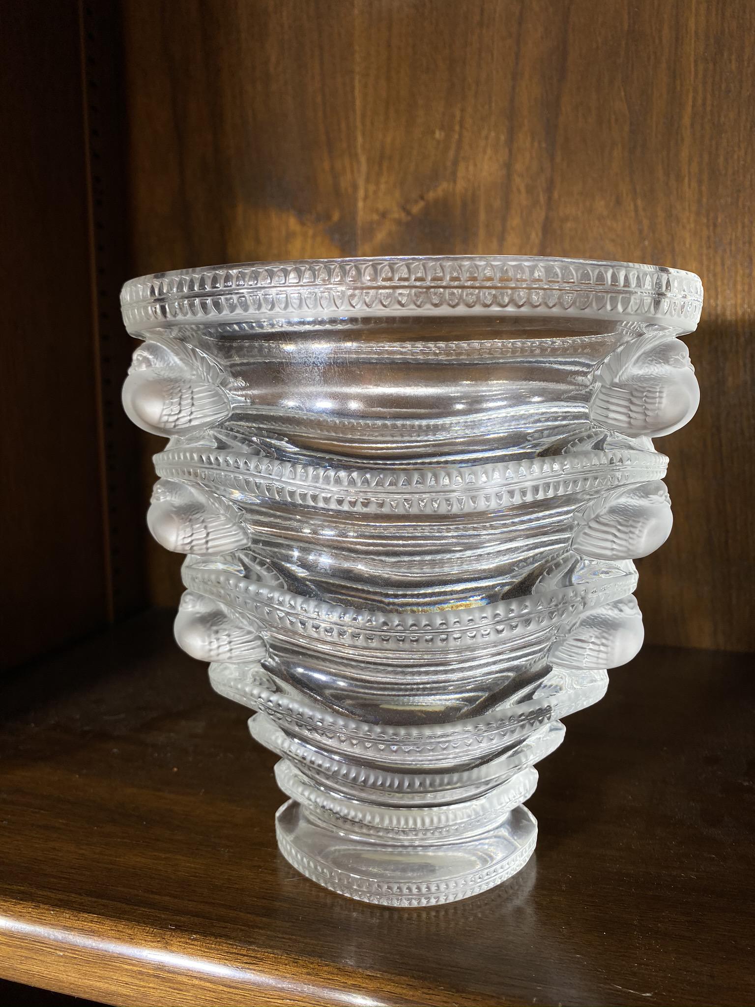 Vintage Lalique France Crystal Glass Vase. (1 of 8)