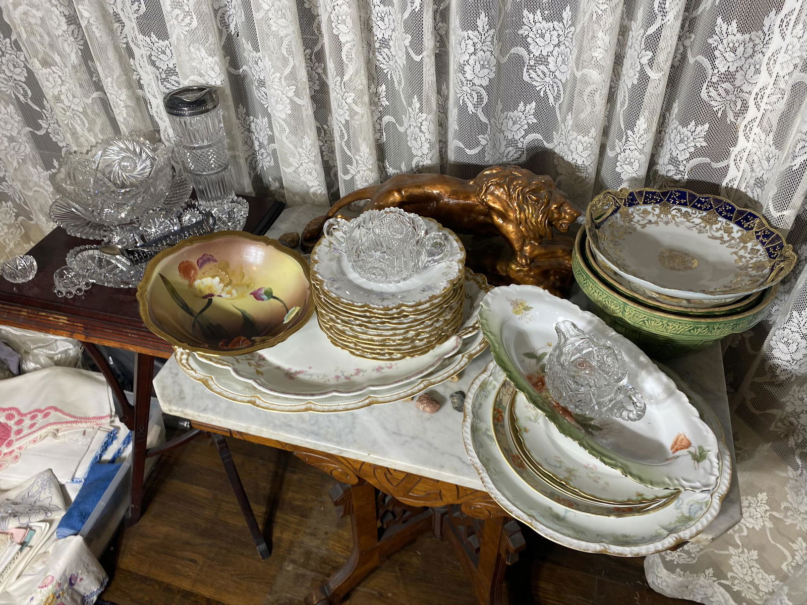 Assorted items on tables lot (1 of 20)