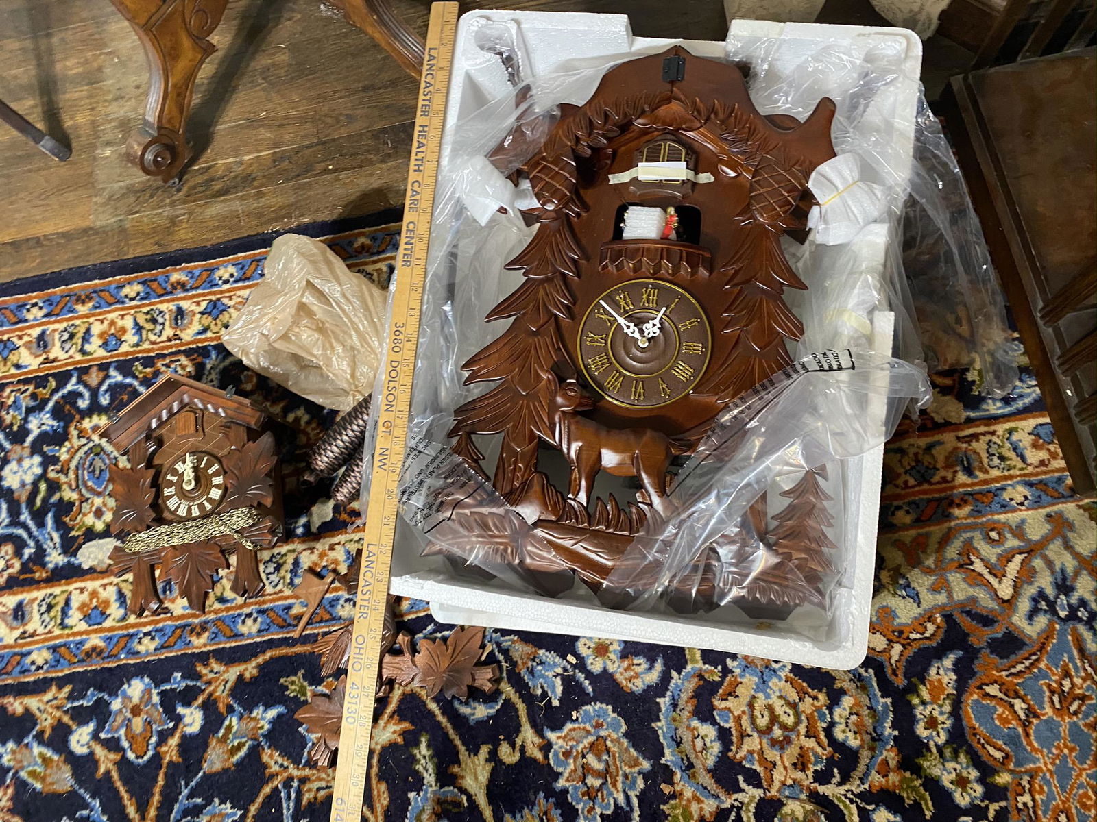 Lot of two Cuckoo Clocks (1 of 11)