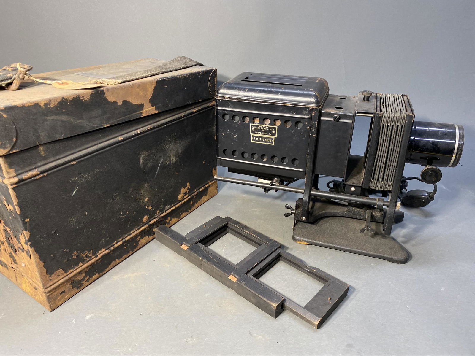 Antique Magic Lantern Projector - Williams Brown &: Antique Magic Lantern Projector - Williams Brown & Earle. 15.5" long. Free pickup or we'll drop at our shipper for a $3 drop off fee.