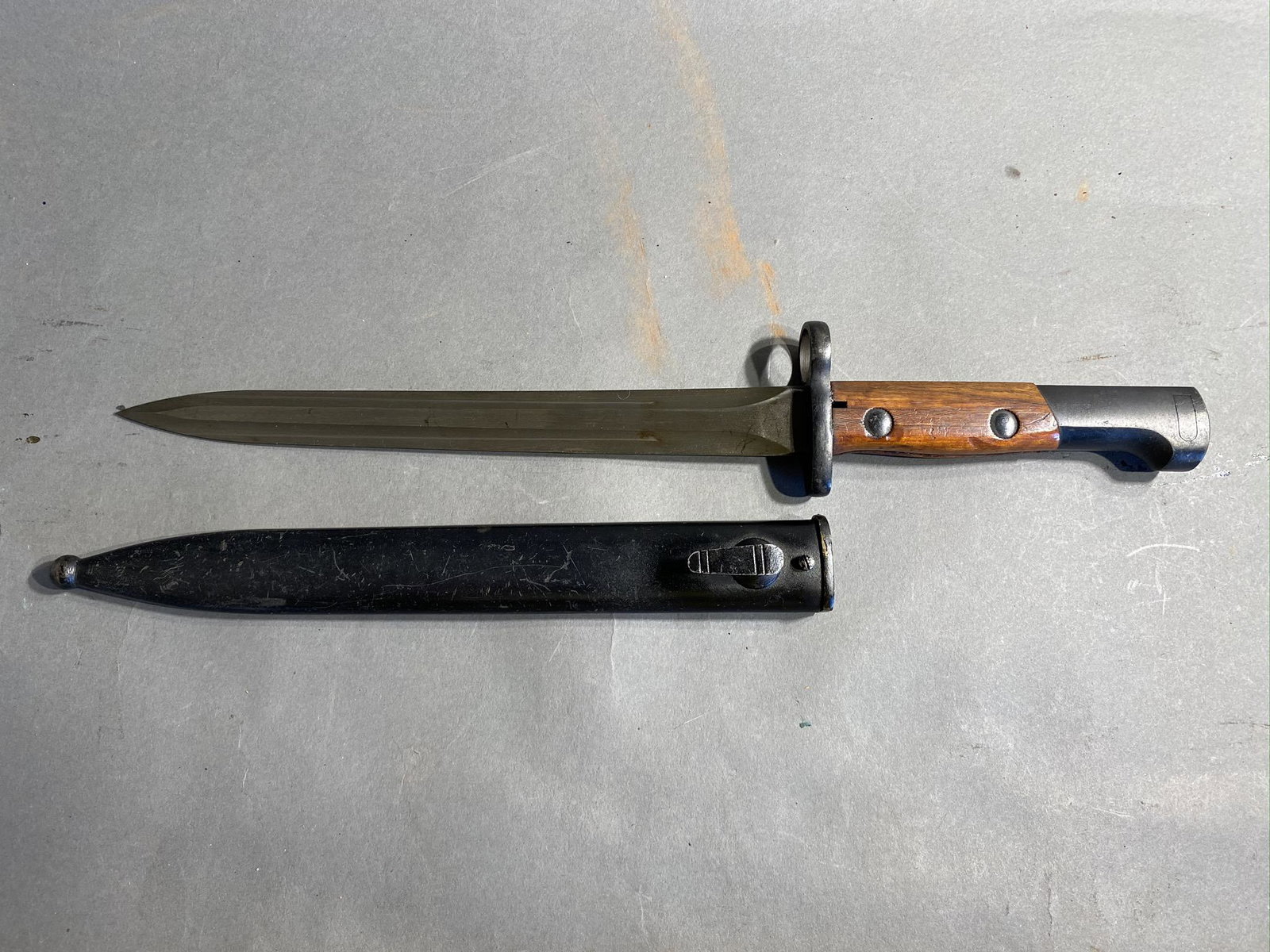 Belgian FN 49 Bayonet w/Scabbard. (1 of 8)