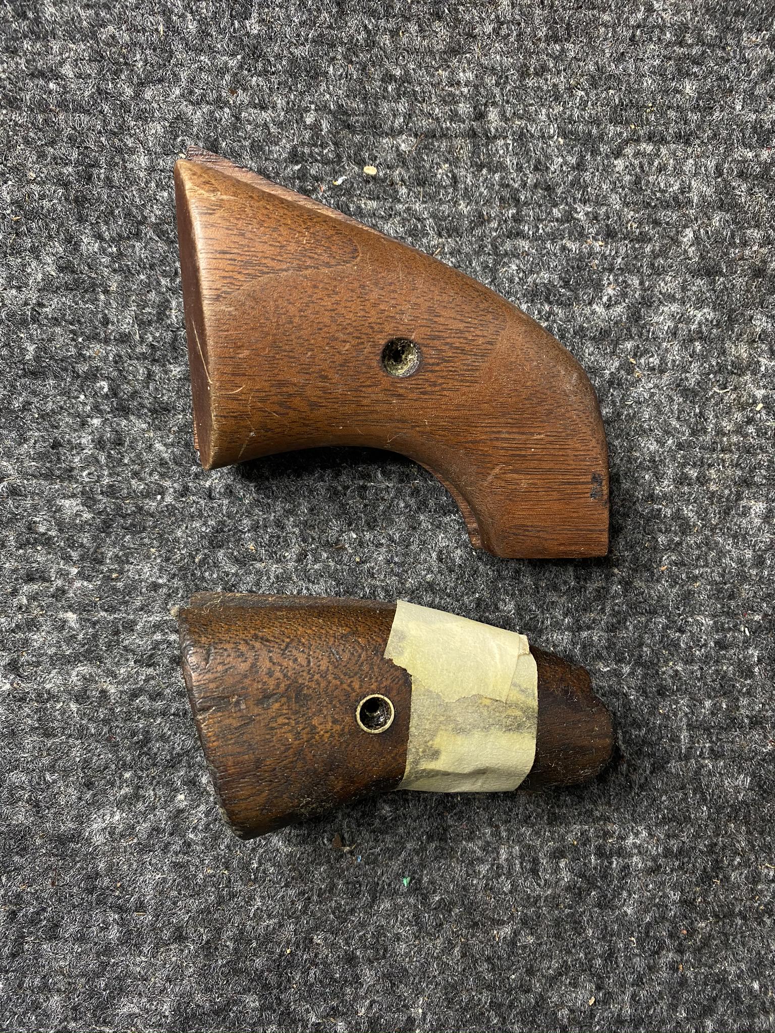 2 Sets Antique Colt or Ruger Single Action Army Grips. (1 of 11)