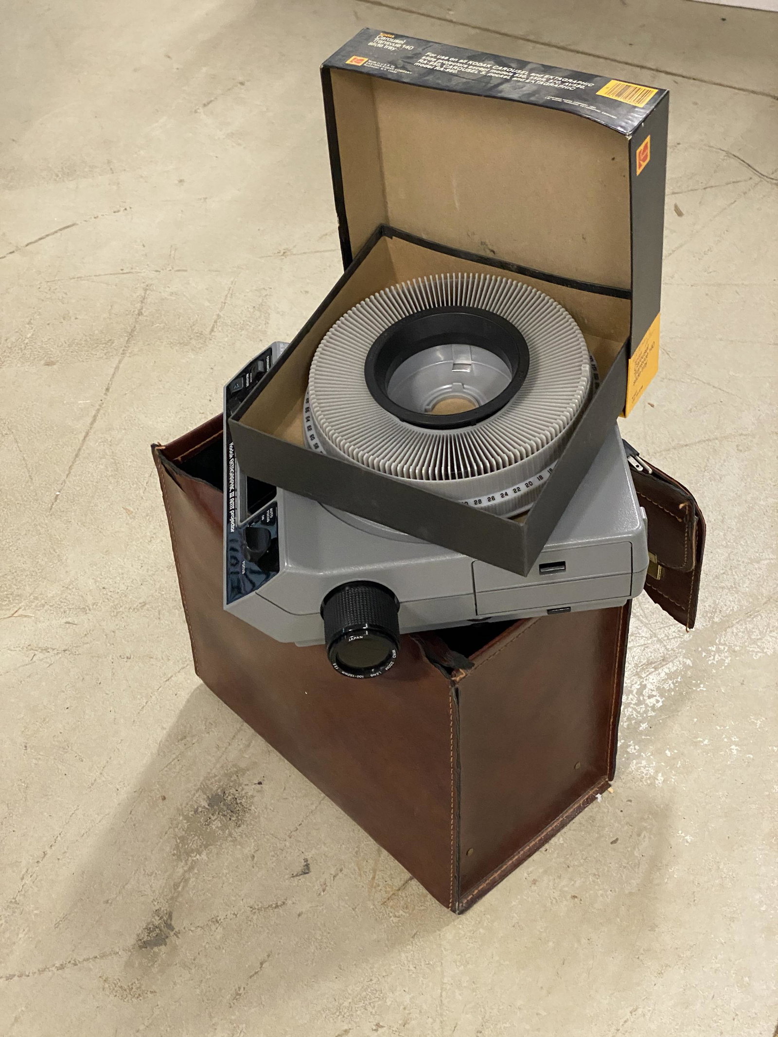 Vintage Kodak Projector, Slide Tray and More: In-house shipping available. Pickup is Tuesday, November 22nd from 10am to 2pm in Carroll, Ohio 43112 or we will provide in-house shipping for this item. Shipping questions: shipping@burnsbid.com15