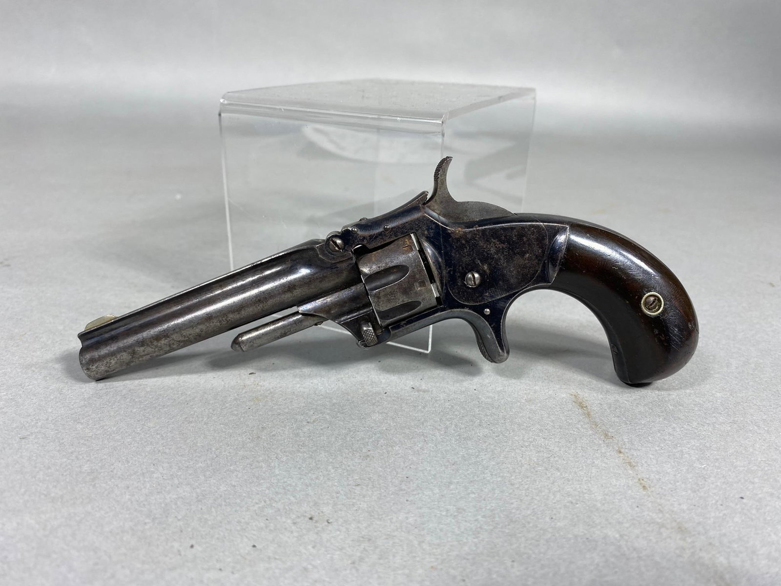 Smith & Wesson No. 1 3rd Issue Revolver 22 Short: BRAND: Smith & Wesson MODEL: No. 1 3rd Issue SERIAL: 59389 CALIBER/GAUGE: 22 short CONDITION: Very good, nice blueing, crisp. SIZE: 7" total length ***AN ATF BACKGROUND CHECK IS NOT REQUIRED, AND THIS