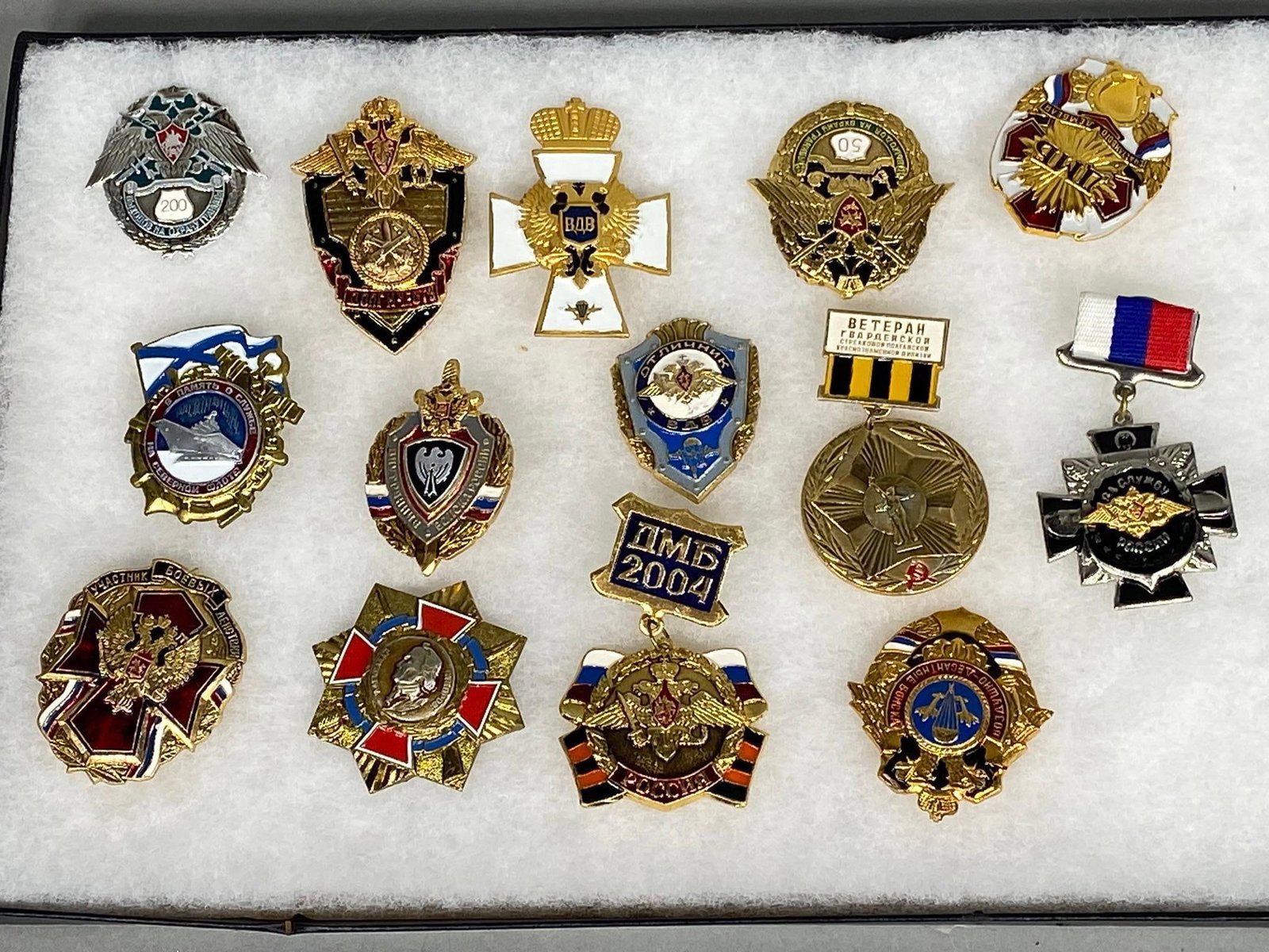 RUSSIAN USSR MEDAL BADGE ORDER PIN LOT OF 13: 13 original Russian badge- pin - lot. In-house shipping is available. Pickup is Thursday, Oct. 19 and Friday Oct. 20 from 10 am to 1 pm in Carroll, Ohio 43112 or we will provide in-house shipping for 