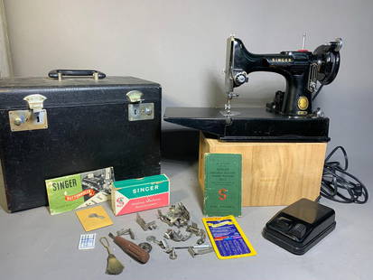 Vintage Singer Featherweight Sewing Machine with Box, Accessories & Foot Pedal.: Vintage Singer Featherweight Sewing Machine with Box, Accessories & Foot Pedal. Powered On. Belt Needs Tightened. In-house shipping is available. Pickup is Monday, December 18th from 12pm to 6pm and T