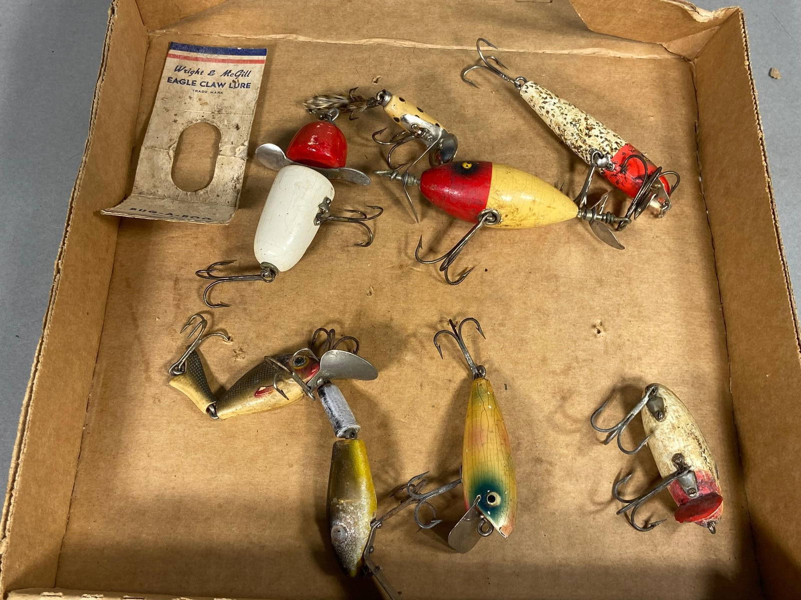 Vintage Fishing Lures. Auction