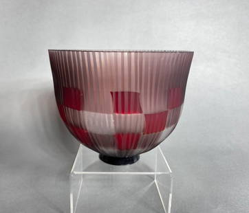 Art Glass Bowl, Tsuchida Yasuhiko (1969-) Funtime's Cup: Art Glass Bowl, Tsuchida Yasuhiko (1969-) Funtime's Cup. LiveAuctioneers gives us up to 20 photos, to see many more photos of most lots find this sale on Proxibid, where we can post up to 100 images.