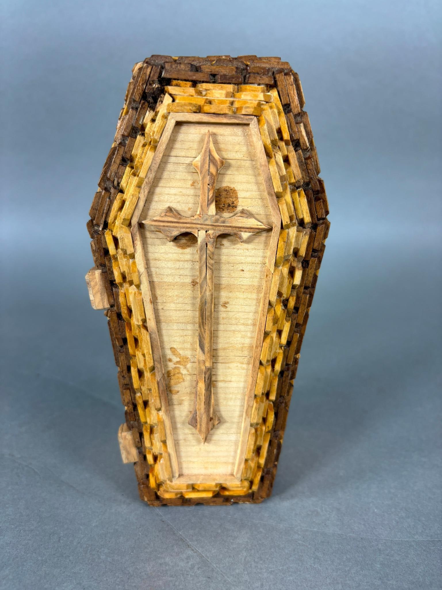 Vintage Wood Coffin: Vintage Wood Coffin. To see up to 100 photos of this lot, please find this sale on LiveAuctioneers. In-house shipping is available. Pickup is Friday, April 5th from 12pm to 7pm in Carroll, Ohio 43112 