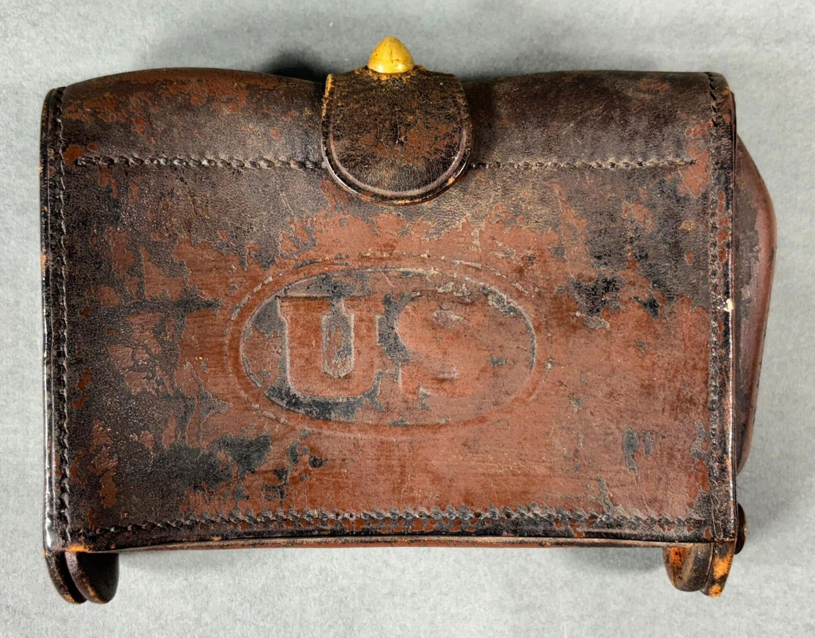 M1876 MCKEEVER CARTRIDGE BOX RIA 1904: United States Rock Island Arsenal M1876 McKeever cartridge box designed during the Indian Wars and used through the early 1900s. Stamped ROCK ISLAND ARSENAL 1904 T.C on the top side flap. Stenciled M