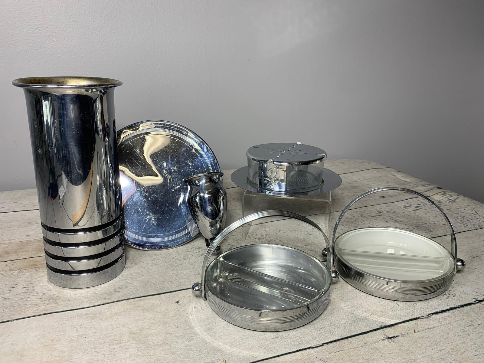 Group of Chase Art Deco Chrome 1930's Serving Pieces, Vase, and Unique Wall Hanging Candle Sconce: In-house shipping is available. Pickup is Tuesday, June 4th from 1 pm to 7 pm and Wednesday, June 5 from 11 am to 3 pm at our offices in Carroll, OH 43112 or we will provide in-house shipping for this