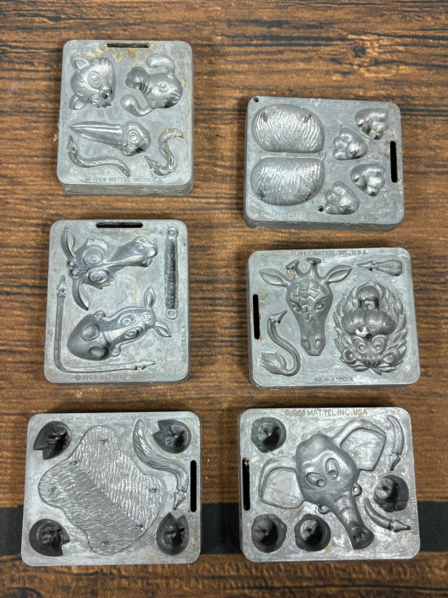 Vintage Thingmaker Forms Zoofie Goofies 1968 Mattel: In-house shipping is available. Pickup is Tuesday, June 4th from 1 pm to 7 pm and Wednesday, June 5 from 11 am to 3 pm at our offices in Carroll, OH 43112 or we will provide in-house shipping for this