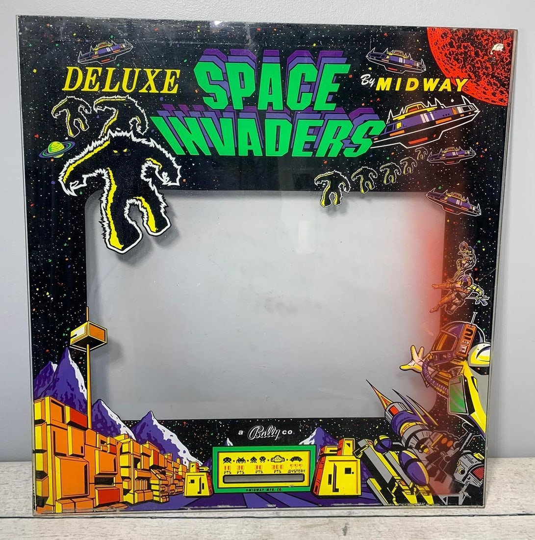 Vintage Bally Deluxe Space Invaders Arcade Game Pinball Top Glass: Graphics pretty good condition. In-house shipping is available. Pickup is Tuesday, June 4th from 1 pm to 7 pm and Wednesday, June 5 from 11 am to 3 pm at our offices in Carroll, OH 43112 or we will pr