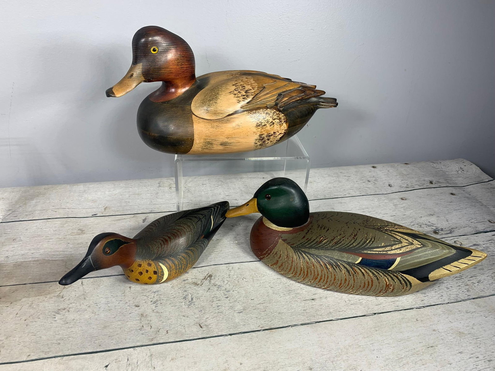 Group of Three Vintage Hand Signed Carved Duck Decoys: In-house shipping is available. Pickup is Friday, August 9th from 11 am to 7 pm at our offices in Carroll, OH 43112 or we will provide in-house shipping for this item. Once packed up we will send you 