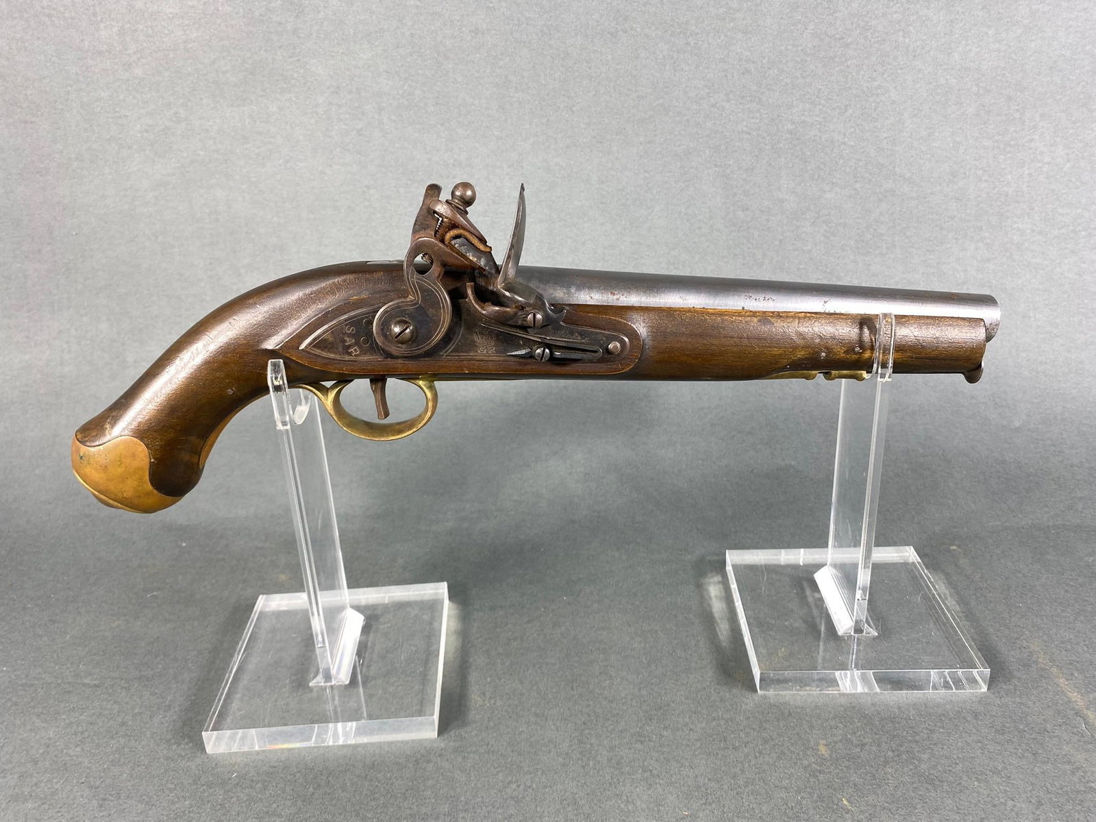 SAR 1807 Harpers Ferry Style Flintlock Black Powder Pistol NOFFL: MFG/IMPORTER: SAR MODEL: 1807 Harpers Ferry SERIAL: nsn CALIBER/GAUGE: 69 CONDITION: Action good, bore good. SIZE: 9" bbl. In house shipping available. This item is black powder. No FFL or background