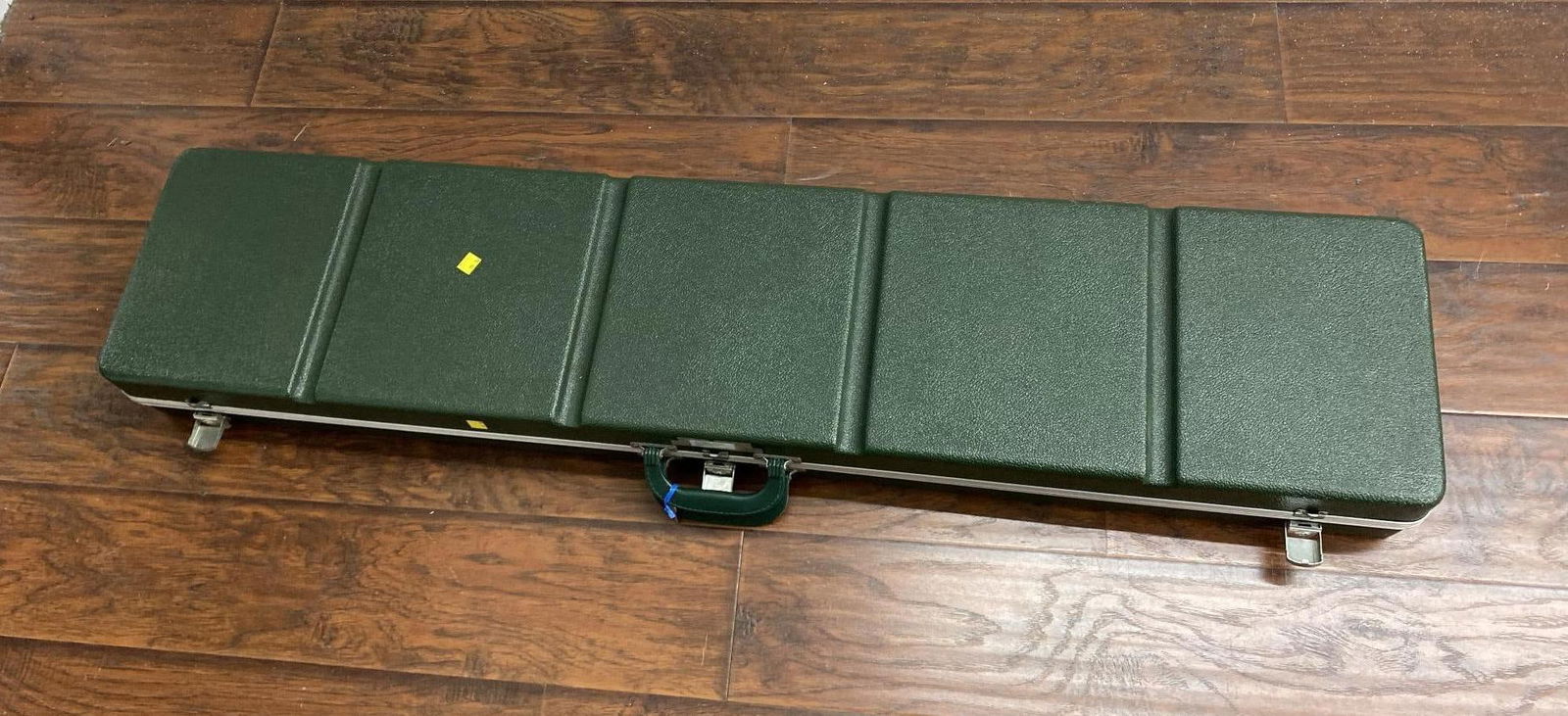 Green Hard Plastic Gun Case fits 2 Rifles or Shotguns: 50.5" x 10.5". In-house shipping is available. Open pickup is Tuesday, Oct. 29 from Noon to 7 pm at our offices in Carroll, OH 43112 or we will provide in-house shipping for this item. We charge $5/lo