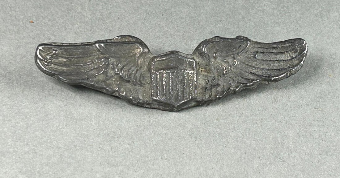 Wwii U.s. Aaf Pow Camp Made Lead Pilot Wings Auction