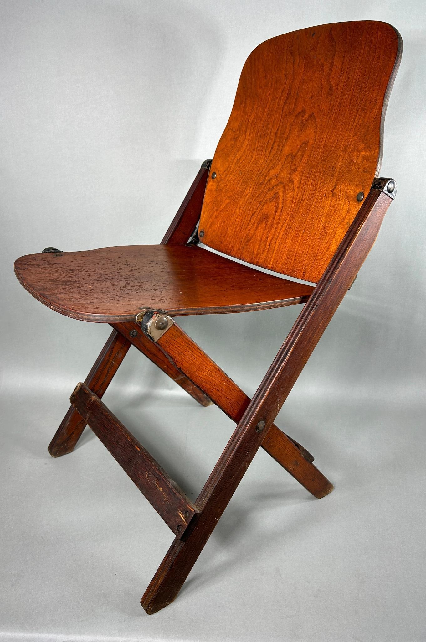 Wwii Us Army Wooden Folding Chair Auction