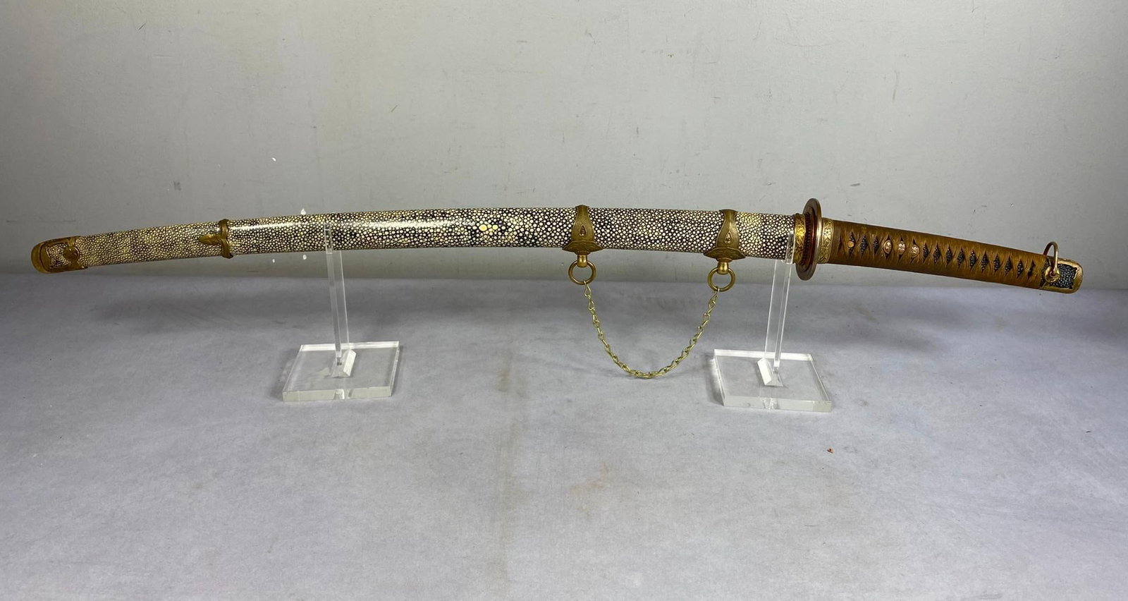 Fine WWII Era Naval Japanese Samurai Sword Wakizashi Signed Excellent fittings: Fine WWII Era Japanese Naval Samurai style sword. 26.5" nagasa (blade length). Above average Kai Gunto fittings. Total length of blade including nakago (tang) is 33 3/4". Signed tang. Naval koshirae. 