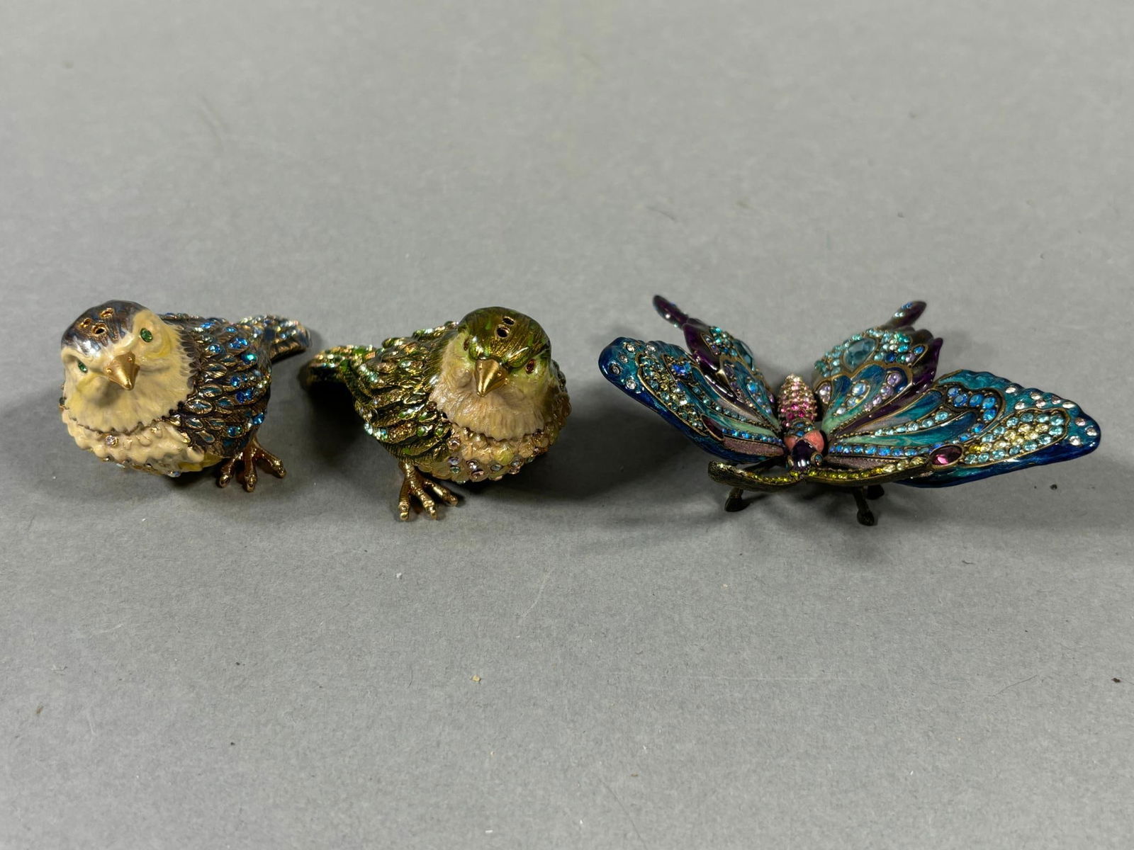 Three Jay Strongwater Pieces Birds Salt & Pepper, Butterfly (1 of 20)