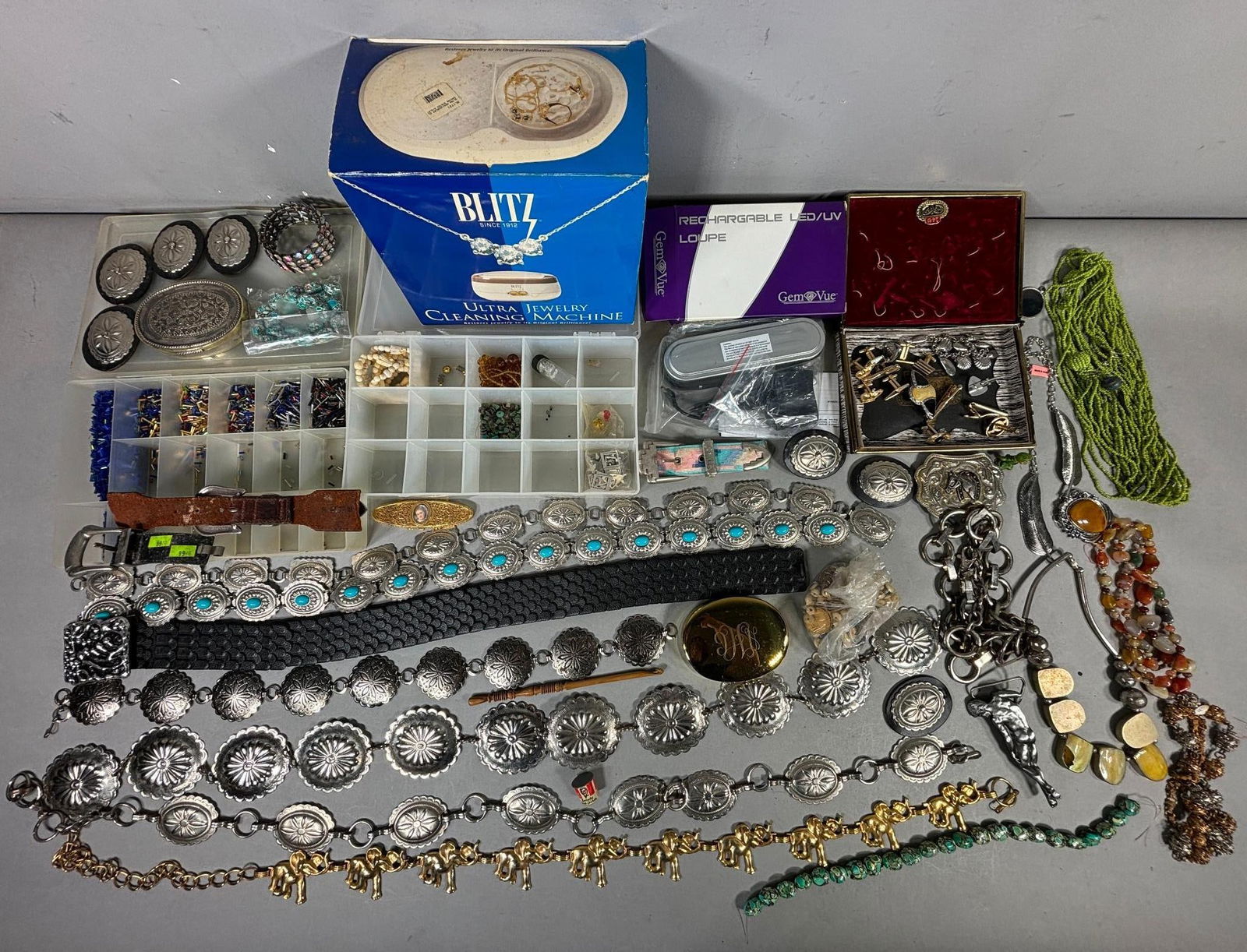 Large Lot of Assorted Costume Jewelry Including Native American Style (1 of 20)