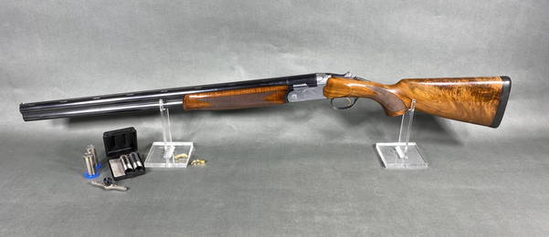 # P. Beretta Model S687 Over Under Shotgun Italian Nice in Case