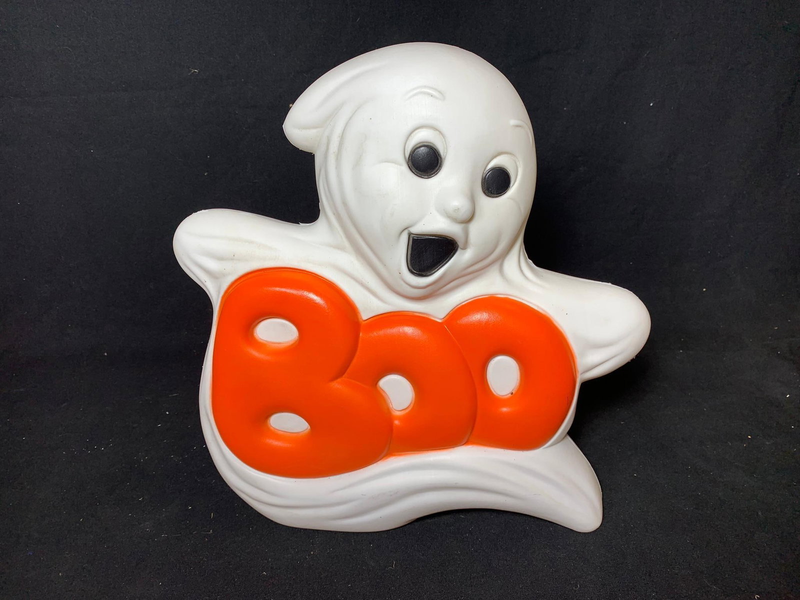 Vintage Grand Venture Illuminated Boo Ghost Blow Mold: In-house shipping available. Pickup is Monday, April 7 from 1 pm to 7 pm at our offices in Lancaster, OH 43130 or we will provide in-house shipping for this item. We charge a $5/lot fee if you pick up