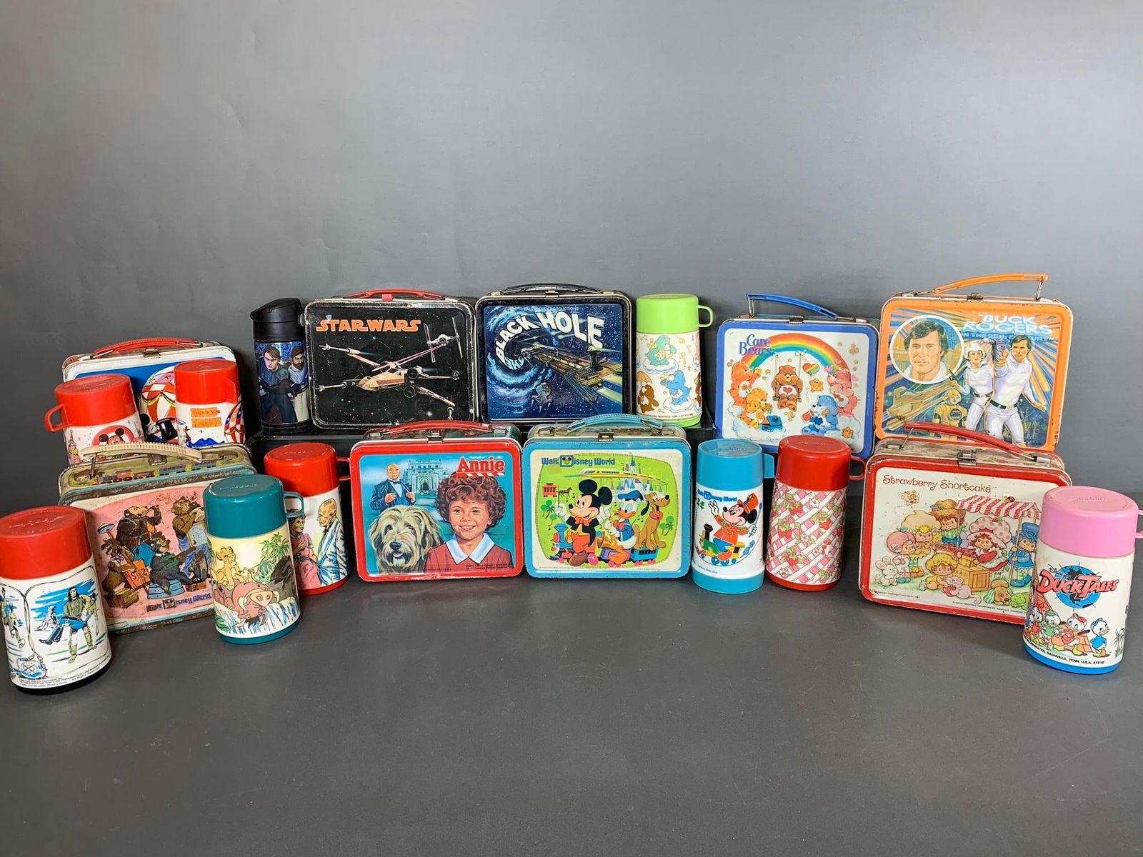 Group Lot of Vintage Lunch Boxes: Star Wars with 2011 Thermos, Disney World with Thermos, and More (1 of 20)