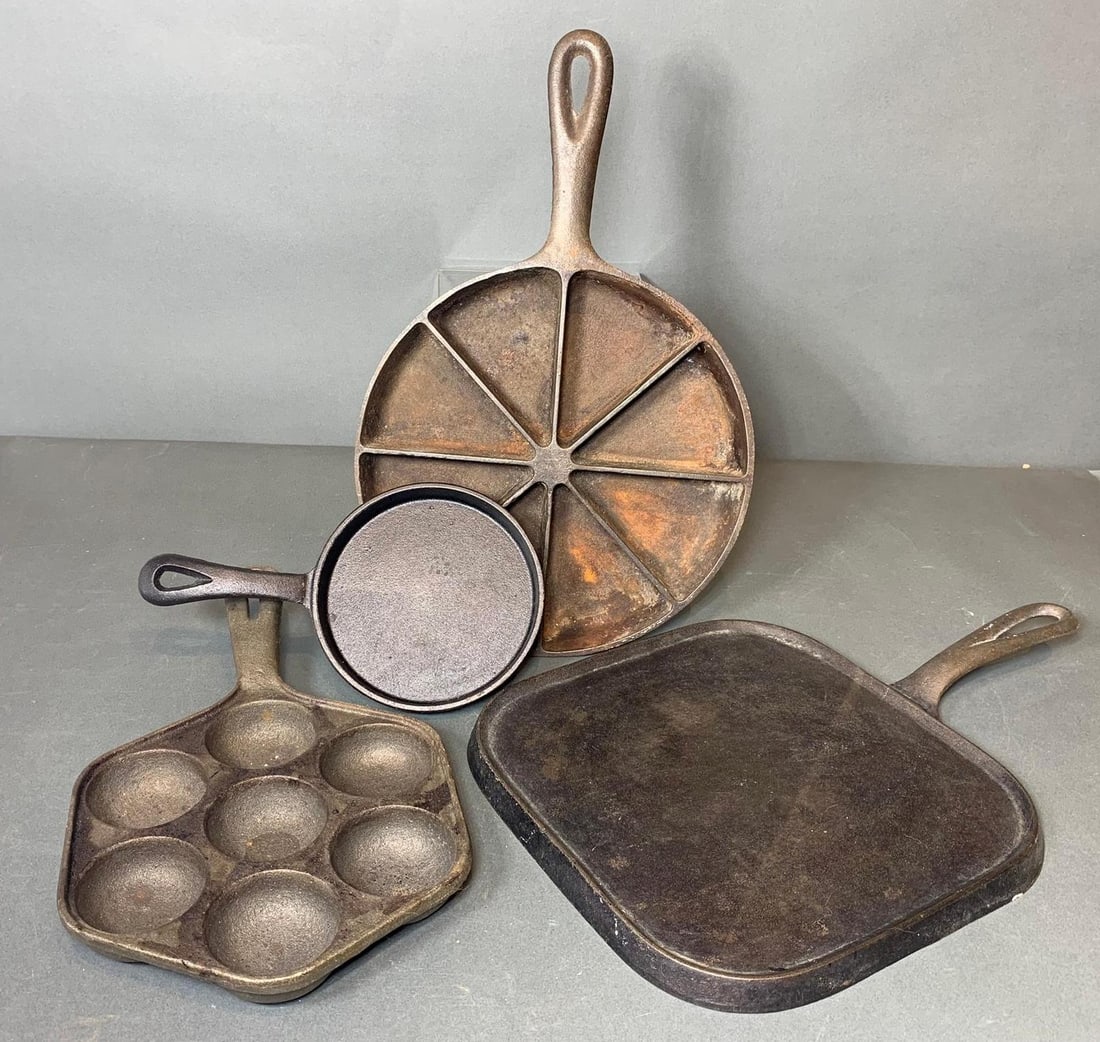 Group of Vintage Cast Iron: Corn Bread Pan, Muffin Pan, Square Flat Skillet and a Small Round Skille (1 of 10)