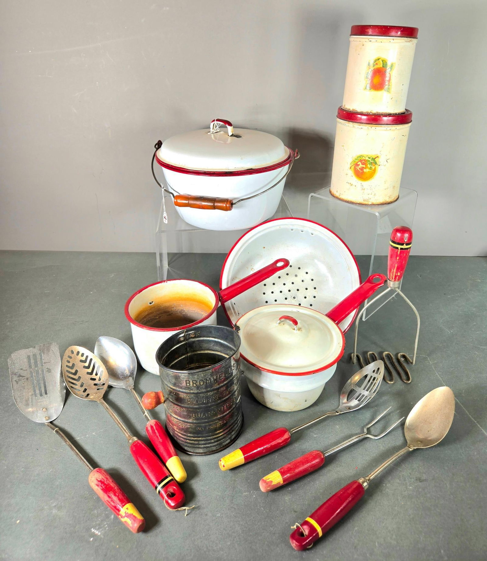 Group Lot Antique Vintage Kitchen Wares, Enamel (1 of 18)