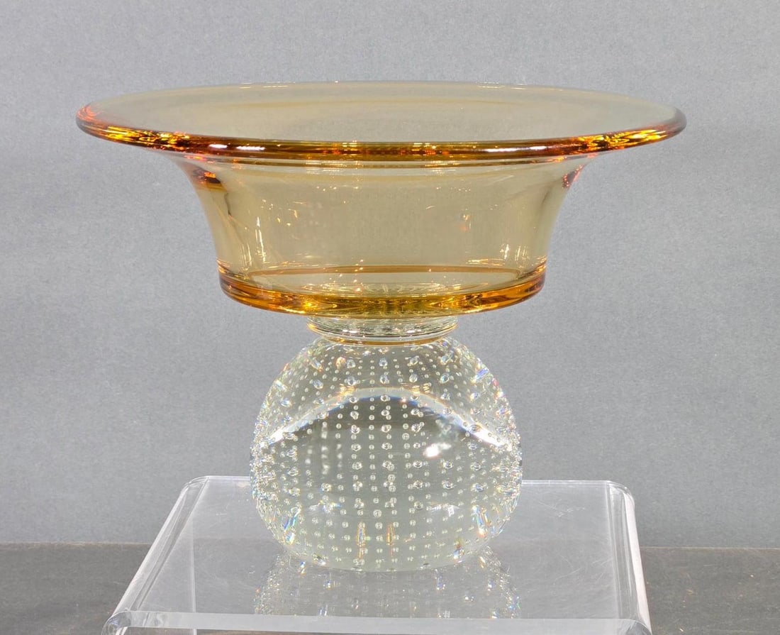 Vintage Carl Erickson Controlled Bubble Art Glass Bowl or Vase: In-house shipping available. Pickup is Thursday, May 29 from from 1 pm to 7 pm at our gallery in Lancaster, OH 43130 or we will provide in-house shipping for this item. We charge a $5/lot fee if you p