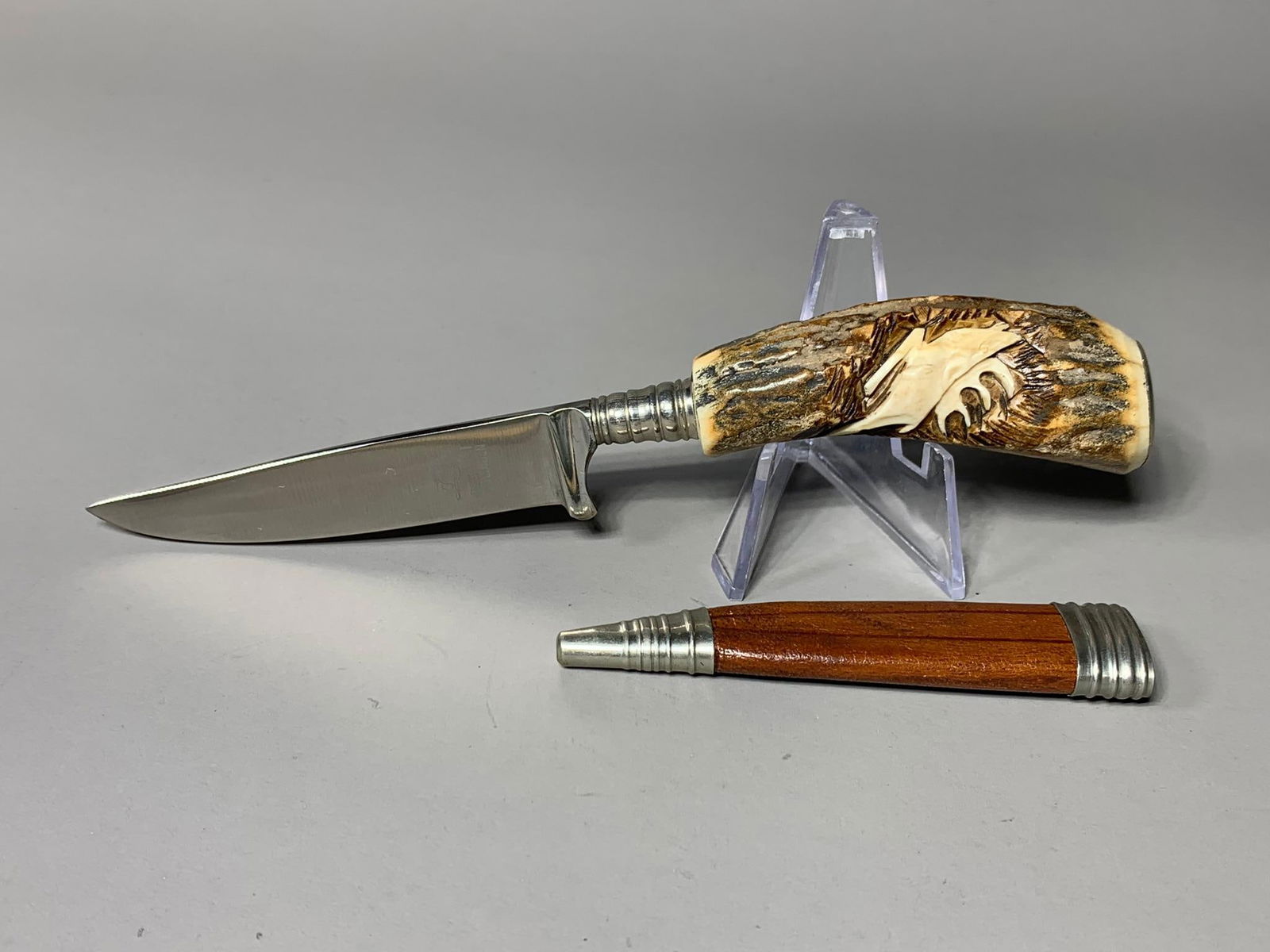 Fine Rostfrei Solingen Sheath Knife Stag Handle: In-house shipping available. Pickup is Thursday, May 29 from from 1 pm to 7 pm at our gallery in Lancaster, OH 43130 or we will provide in-house shipping for this item. We charge a $5/lot fee if you p