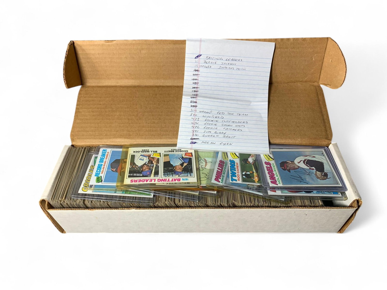 1977 Topps Baseball Partial Set- 653/660- Excellent: Burns in-house (bidder arranged option on checkout) shipping available. Pickup is Thursday, June 26 from from 11 am to 7 pm at our gallery in Lancaster, OH 43130 or we will provide in-house shipping f