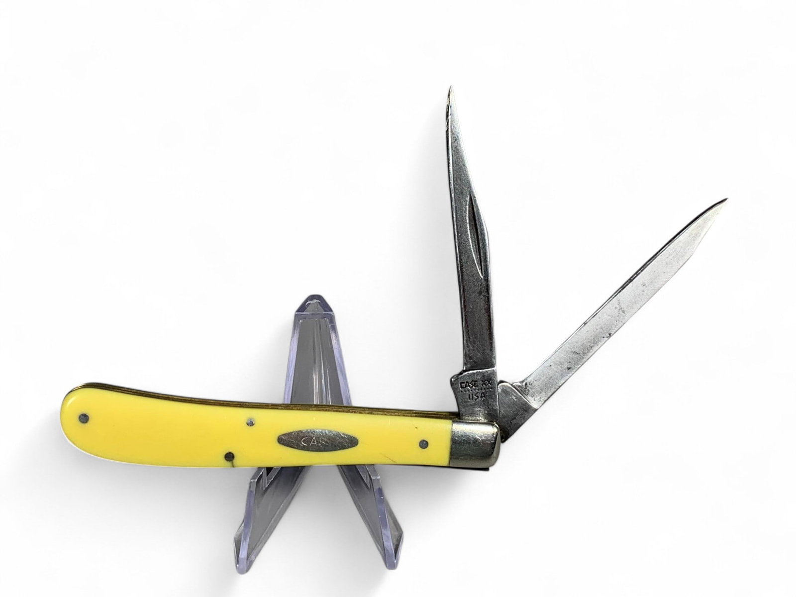 Vintage Case XX folding pocket Knife: Burns in-house shipping is available. pick up is Tuesday, July 28, from Noon to 7 pm at our gallery in Lancaster, Ohio 43130 or we will provide in-house shipping for this item. We will charge a $5 fee