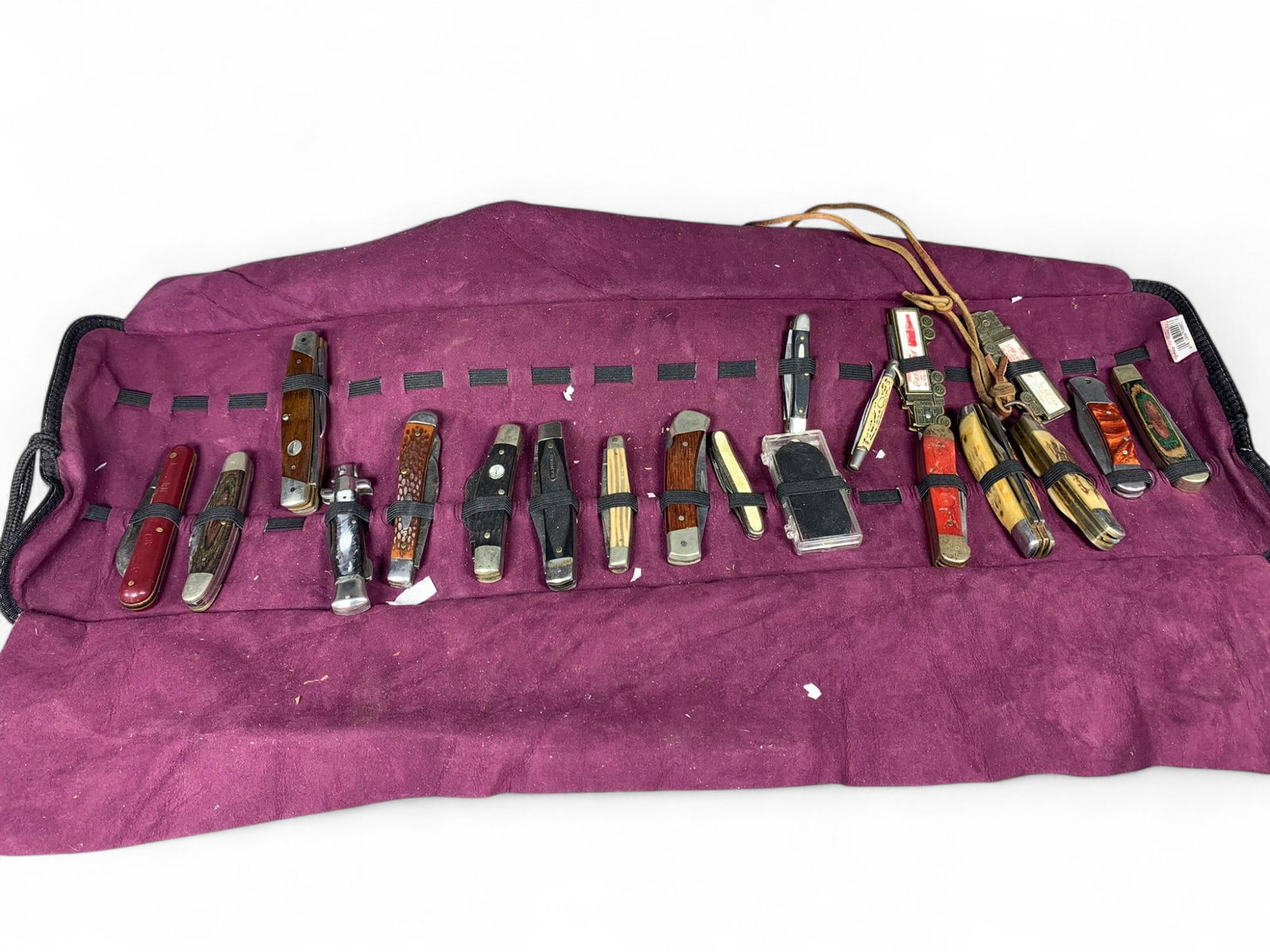 Large Vintage Folding Pocket Knife Group Lot: Burns in-house shipping is available. pick up is Tuesday, July 28, from Noon to 7 pm at our gallery in Lancaster, Ohio 43130 or we will provide in-house shipping for this item. We will charge a $5 fee