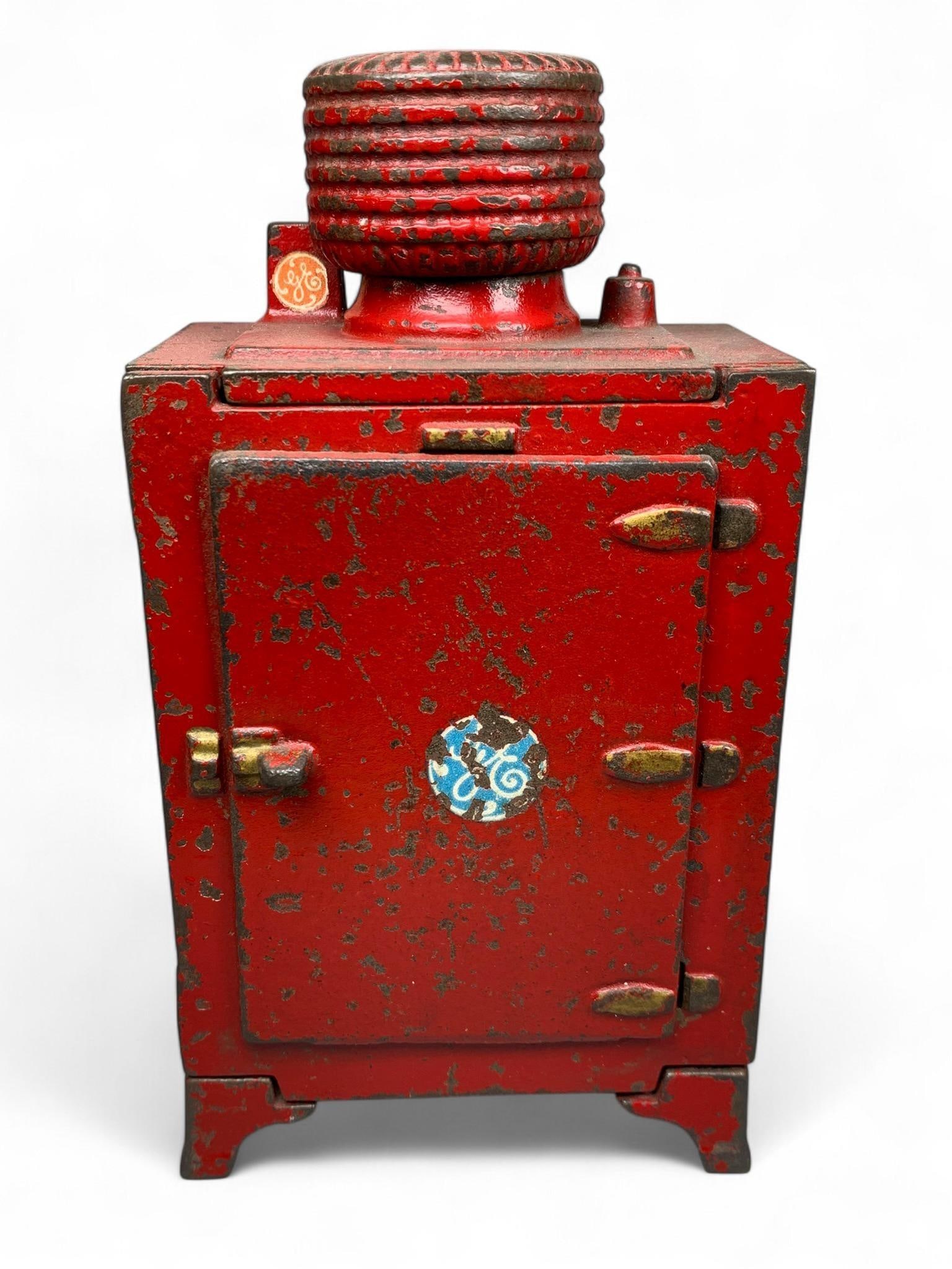 Hubley Cast Iron General Electric Monitor Top Refrigerator Coin Bank (1 of 10)