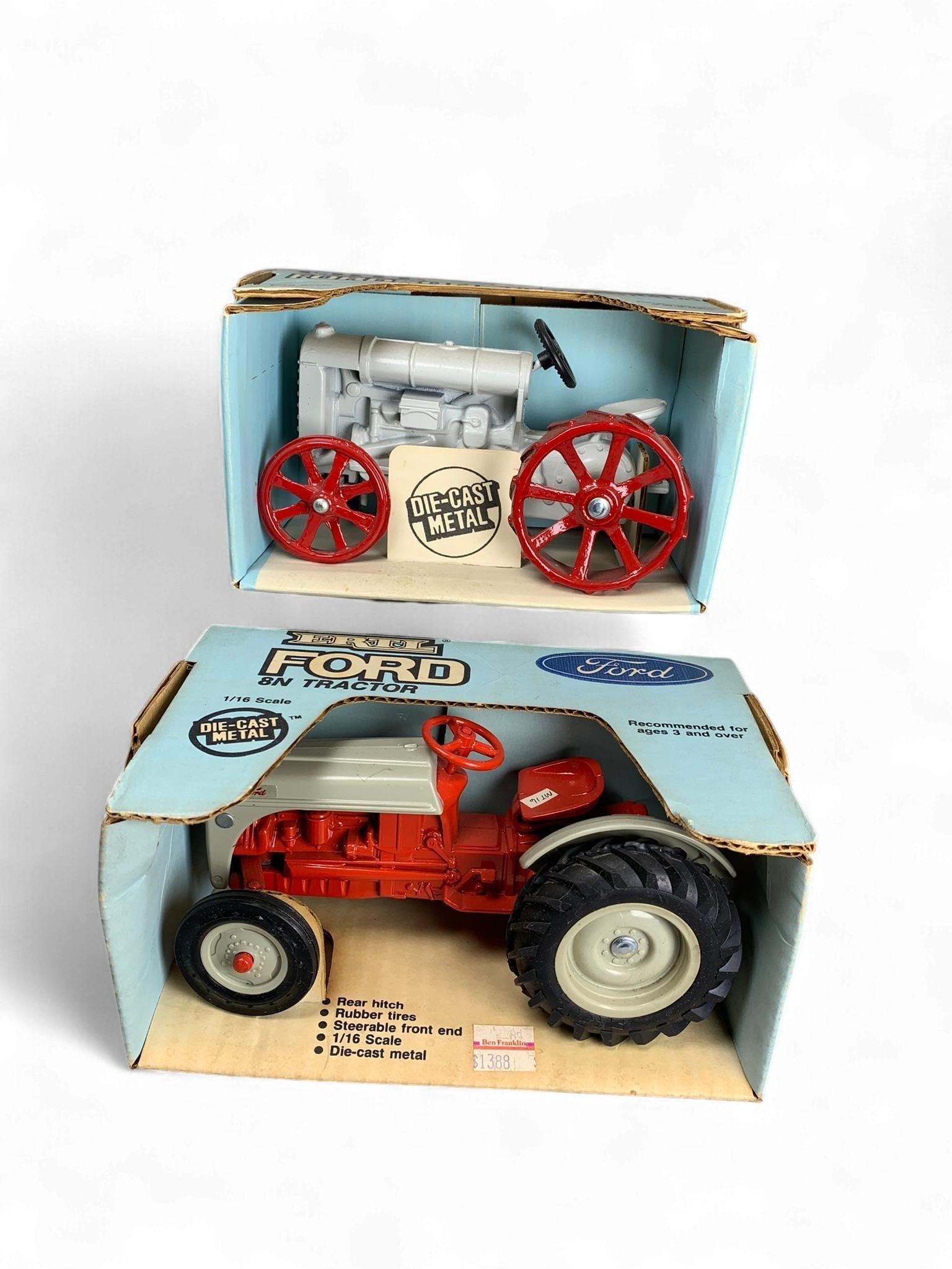 ミニカー FORD tractor 7740 ERTL made in USA Ertl Ford 7740 Pedal Tractor NEW METAL SIGN: 9x12