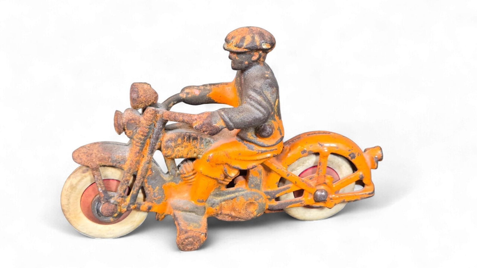 A Hubley Harley Davidson Civilian Cast Iron Motorcycle Toy, circa 1930s (1 of 7)