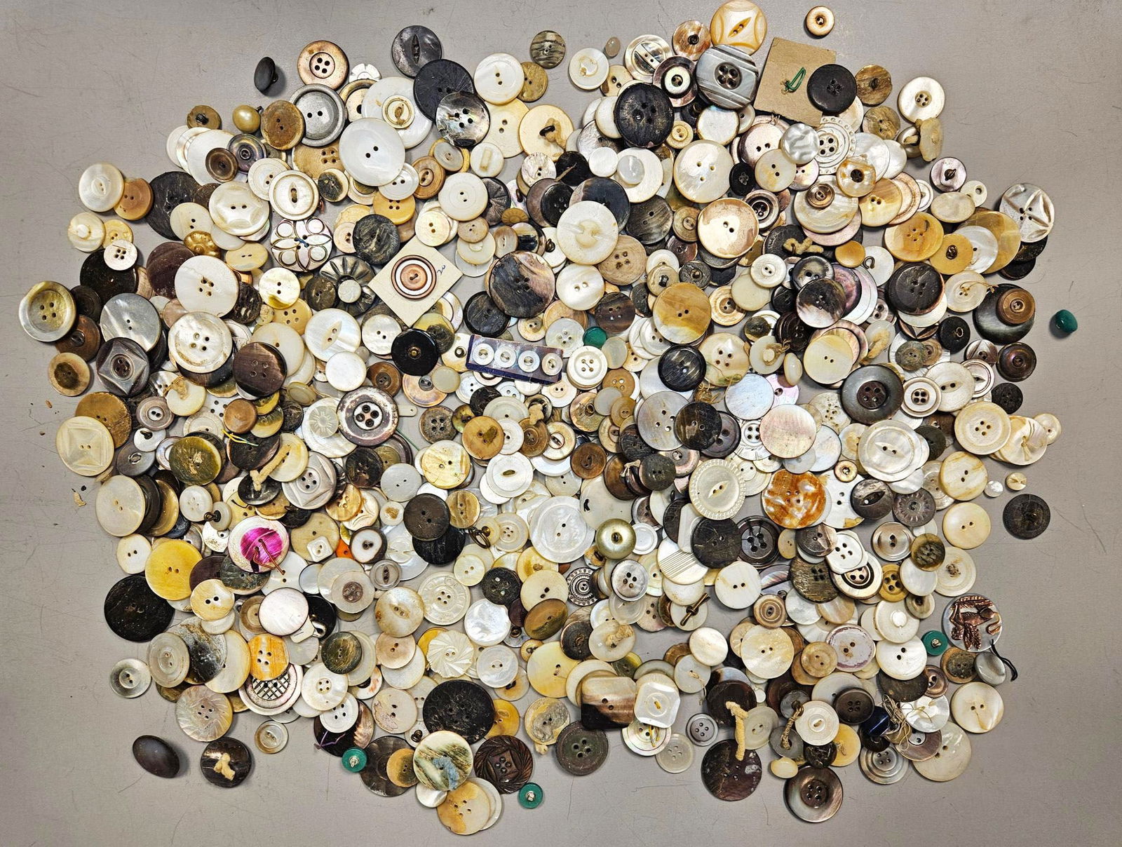 A Large Collection of Vintage and Antique Buttons, Predominantly Mother-of-Pearl (1 of 15)