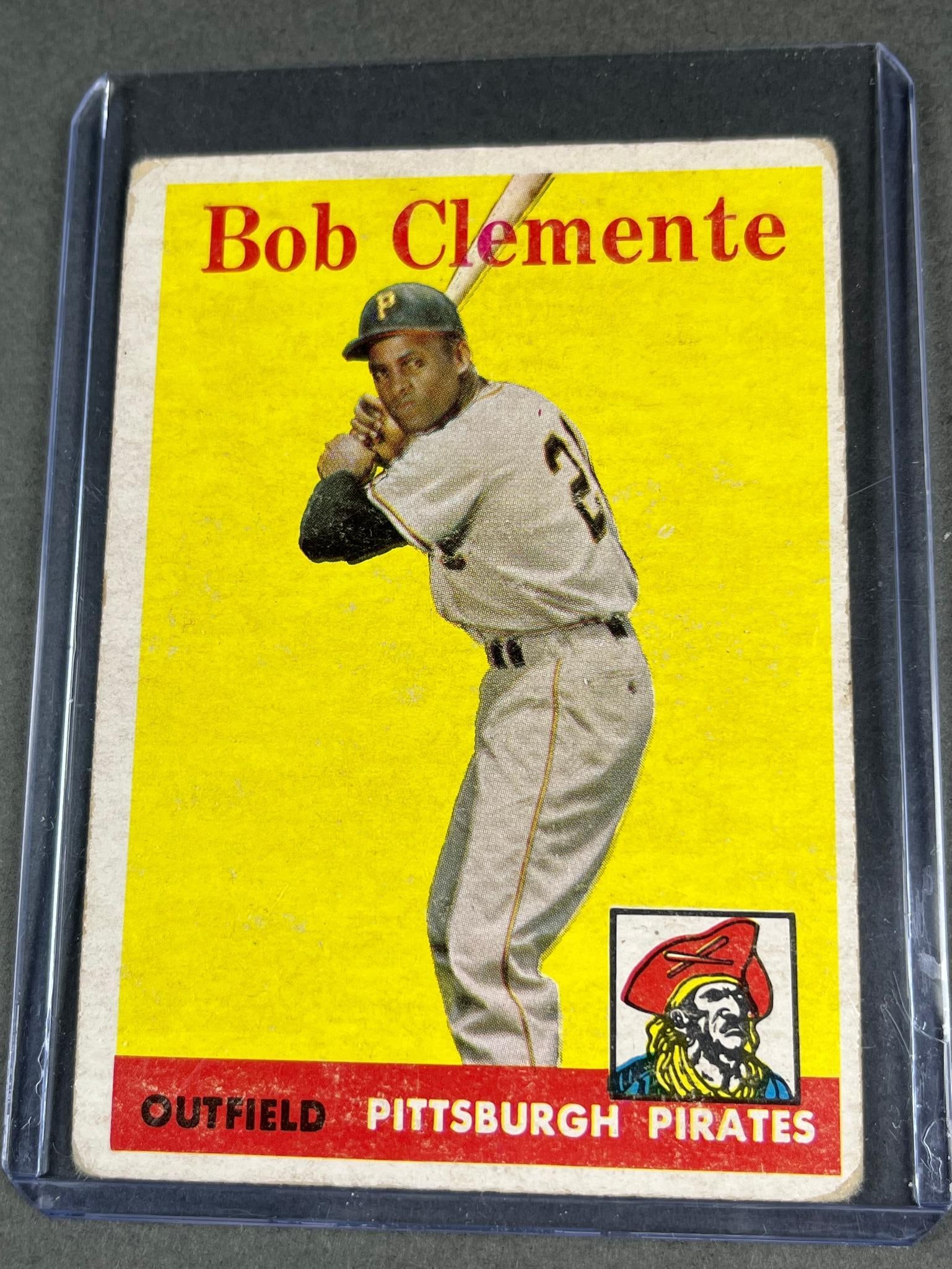 Bob Clemente, Pittsburgh Pirates, 1958 Topps, Slight corners otherwise good (1 of 6)