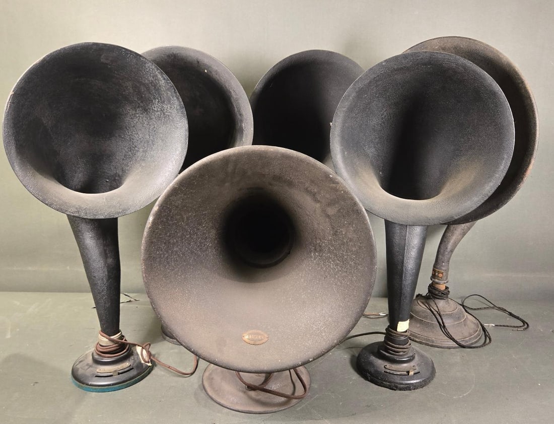 A Collection of Five Atwater Kent and RCA Radiola Horn Loudspeakers, early 20th Century (1 of 13)