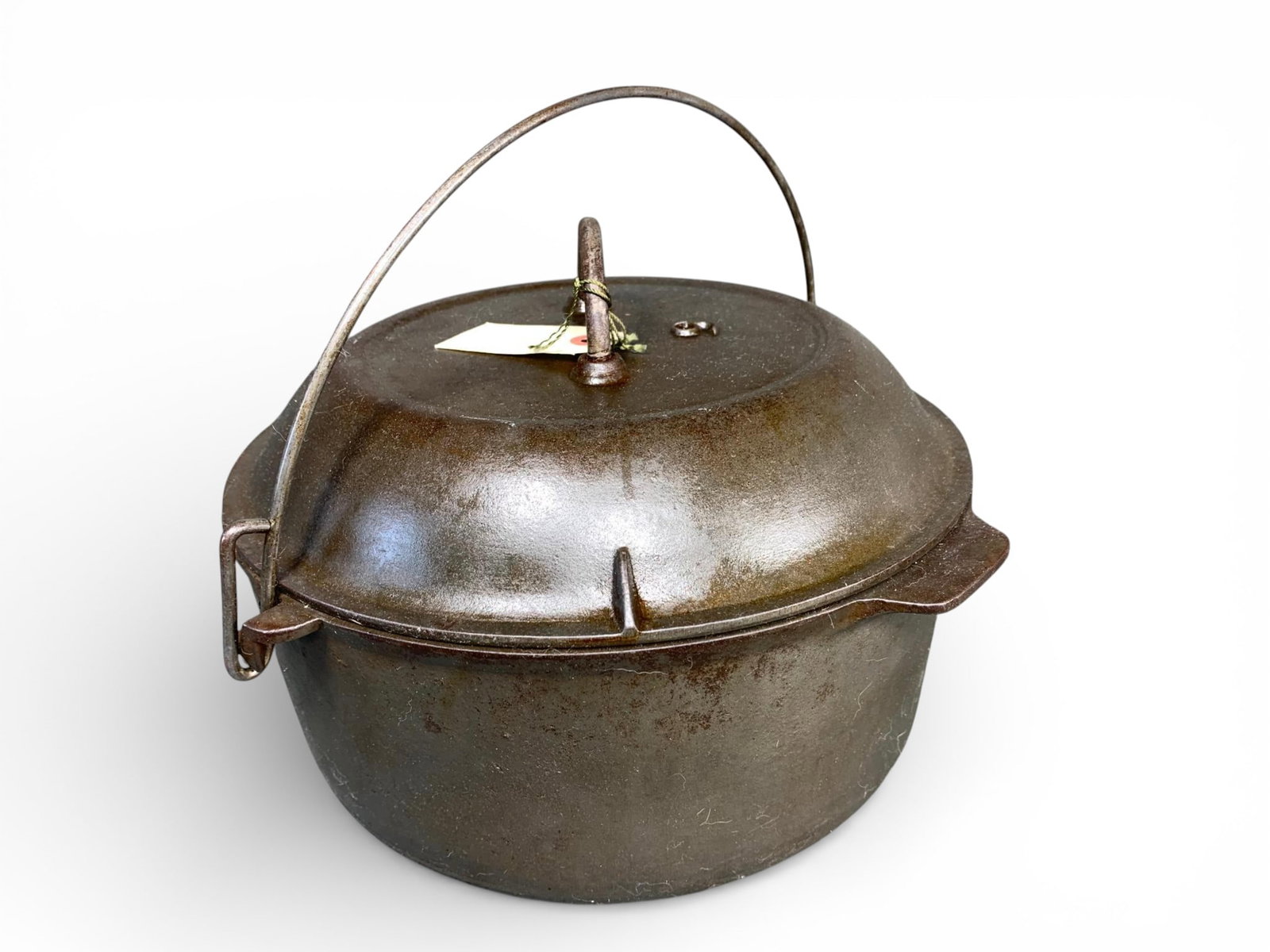 Vintage Lodge Cast Iron Split Bail Dutch Oven with High Dome Lid, Size 9 (1 of 15)