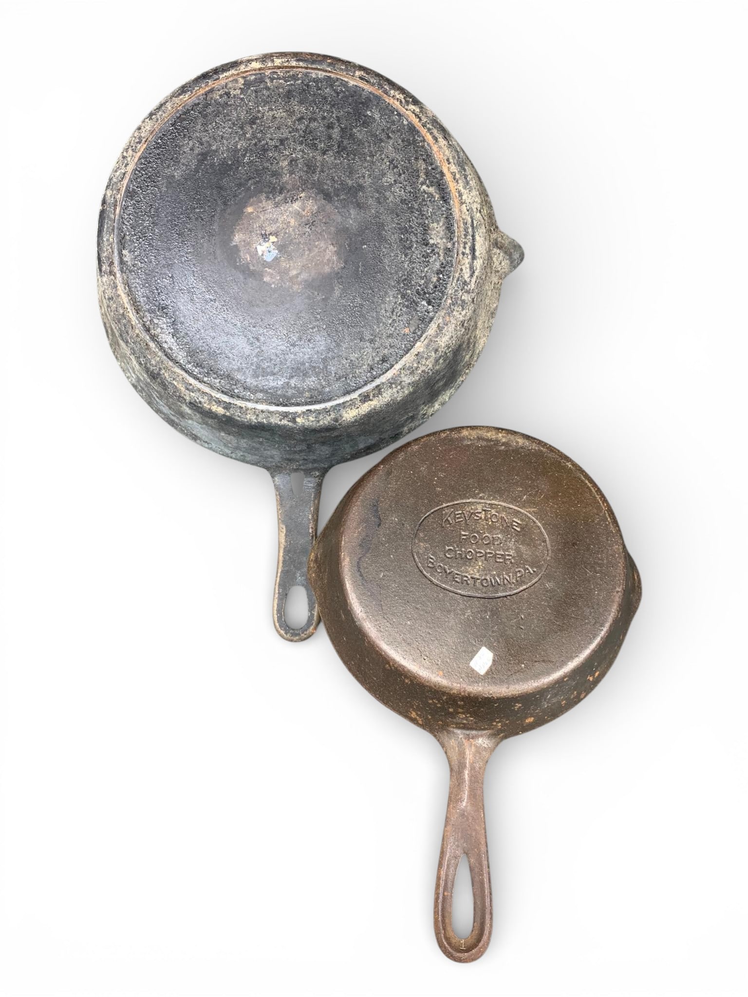 Vintage Cast Iron Skillets including Keystone Food Chopper and WIFO Marked Pans (1 of 16)